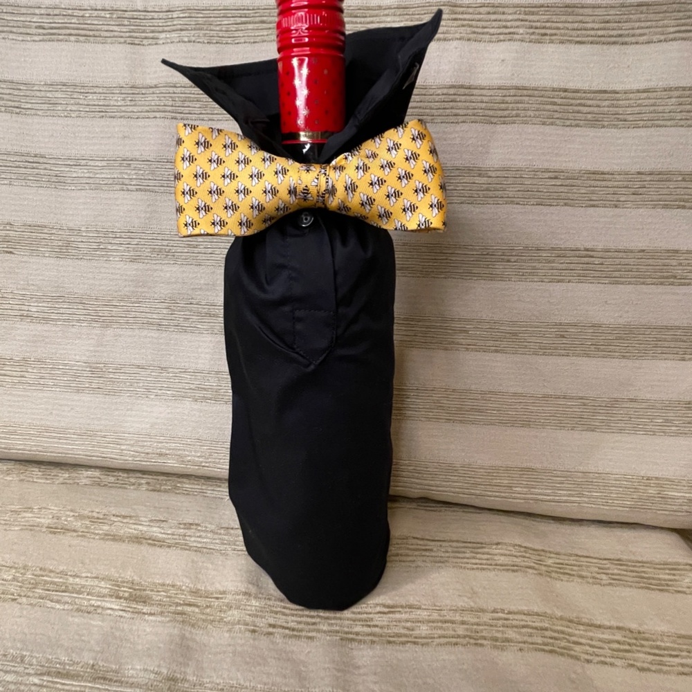 Handcrafted Wine or Liquor Bottle Gift Bag Made From Dress Shirt and Tie